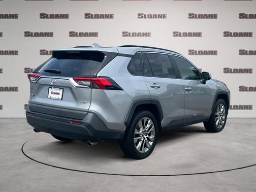 2020 Toyota RAV4 XLE Premium