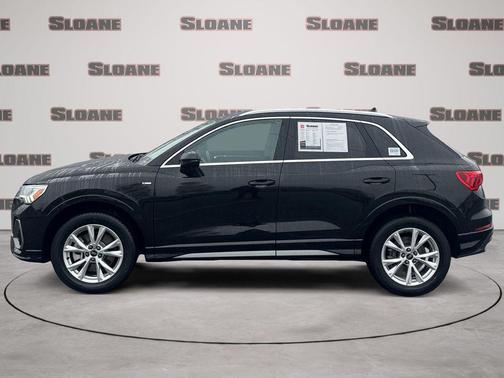 2023 Audi Q3 Premium 45 TFSI S line quattro Tiptronic