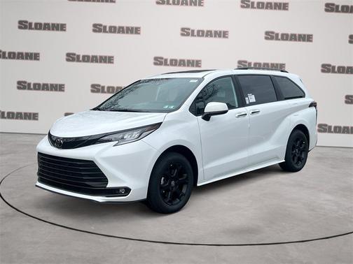 2026 Toyota Sienna Woodland Edition