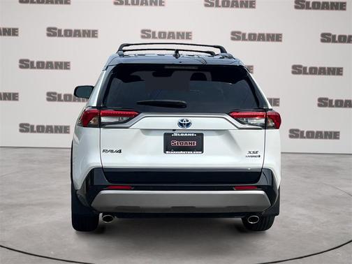 2023 Toyota RAV4 Hybrid SE