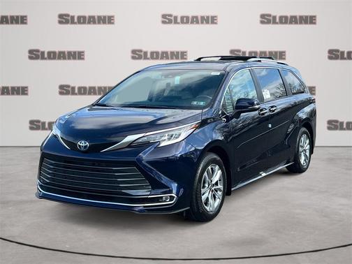 2025 Toyota Sienna Limited