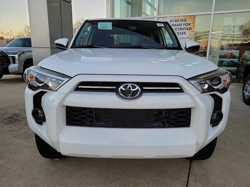 2023 Toyota 4Runner SR5