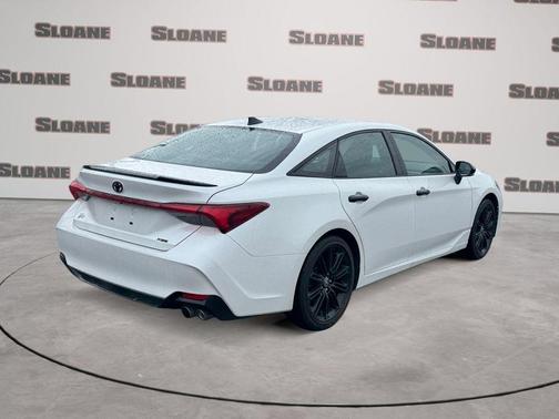 Wind Chill Pearl 2021 Toyota Avalon XSE