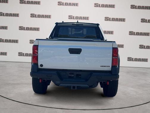 Ice Cap 2026 Toyota Tacoma Hybrid Trailhunter