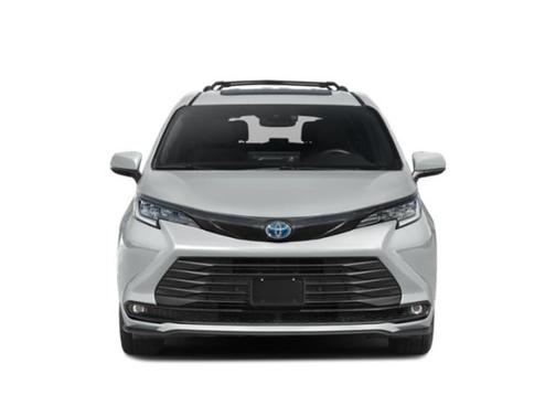 Midnight Black Metallic 2026 Toyota Sienna Woodland Edition