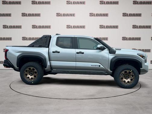 2025 Toyota Tacoma Hybrid Trailhunter