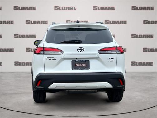 2025 Toyota Corolla Cross XLE