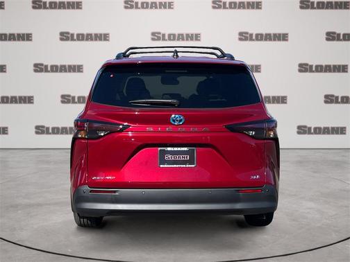 2025 Toyota Sienna XLE 7 Passenger