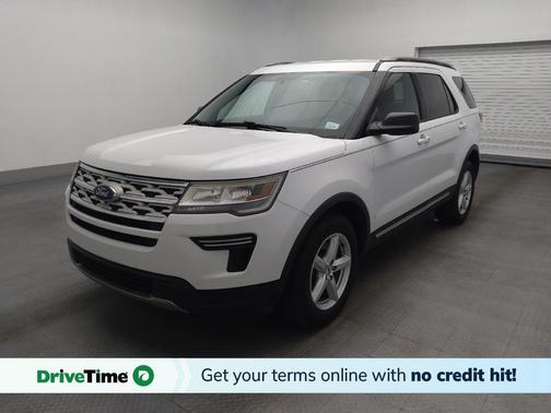 White 2018 Ford Explorer XLT