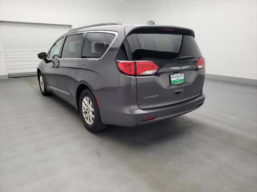 2020 Chrysler Voyager LXI