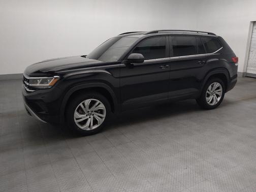 Deep Black Pearl 2021 Volkswagen Atlas 3.6L SE w/Technology