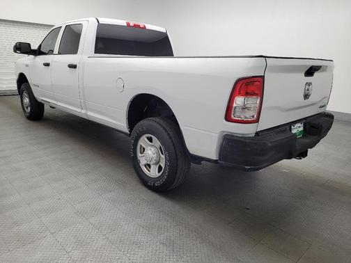 2022 RAM 2500 Tradesman Crew Cab 4x4 8' Box