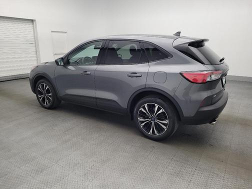 Carbonized Gray Metallic 2022 Ford Escape SE