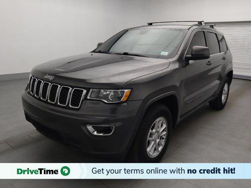 Granite Crystal Metallic Clearcoat 2020 Jeep Grand Cherokee Laredo