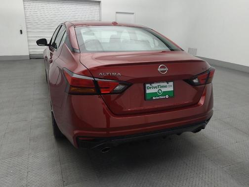 2023 Nissan Altima SR FWD