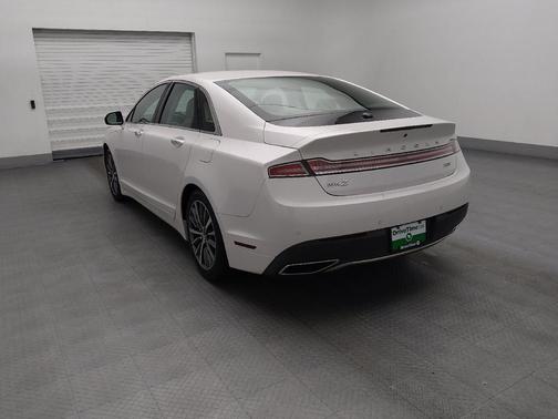 2017 Lincoln MKZ Base