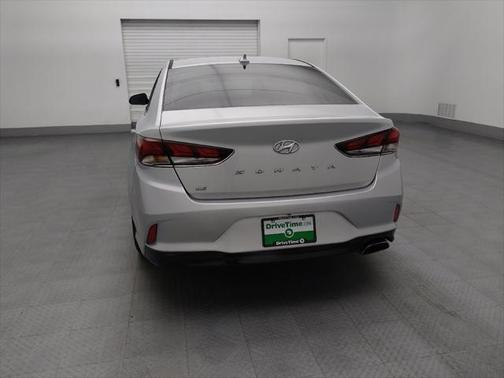 2018 Hyundai SONATA SE