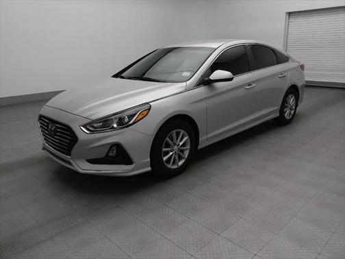 2018 Hyundai SONATA SE