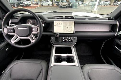 2025 Land Rover Defender 110 P400 X-Dynamic SE