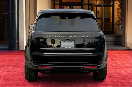 2025 Land Rover Range Rover P530 SE 7 Seat
