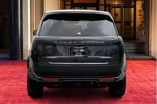 2025 Land Rover Range Rover P530 SE