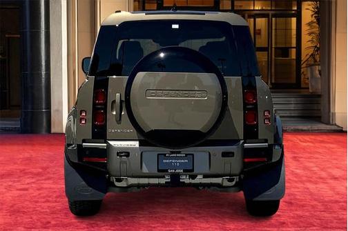 2025 Land Rover Defender 110 P400 X-Dynamic SE