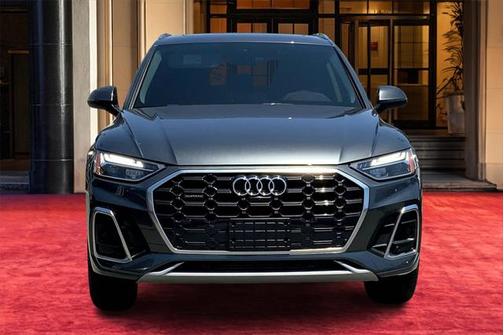 2023 Audi Q5 45 S line Premium Plus