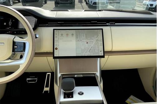 2025 Land Rover Range Rover P530 Autobiography