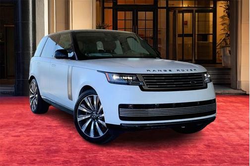 2025 Land Rover Range Rover P615 SV