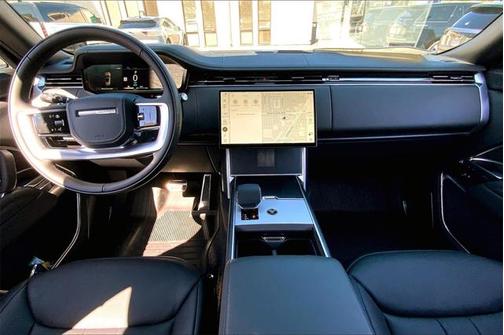 2025 Land Rover Range Rover P550e Autobiography