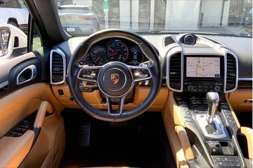 2018 Porsche Cayenne Base