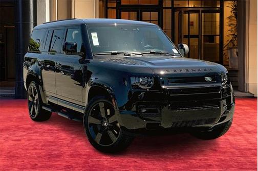 2025 Land Rover Defender 130 P400 X-Dynamic SE