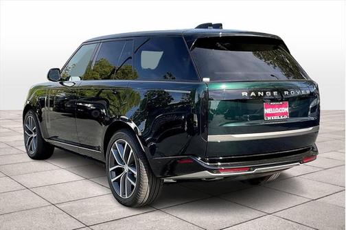 2025 Land Rover Range Rover P550e SE