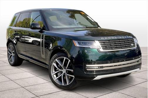 2025 Land Rover Range Rover P550e SE