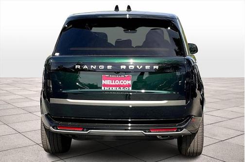 2025 Land Rover Range Rover P550e SE