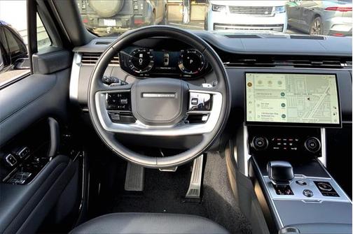 2023 Land Rover Range Rover SV
