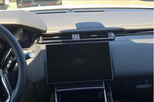 2026 Land Rover Range Rover Velar P250 SE R-Dynamic