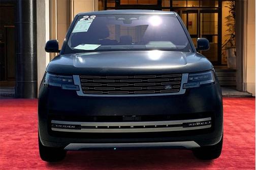 2023 Land Rover Range Rover P530 SE