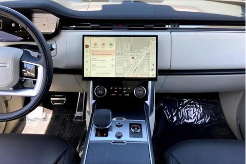 2023 Land Rover Range Rover P530 SE