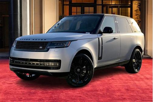 2025 Land Rover Range Rover P530 SE