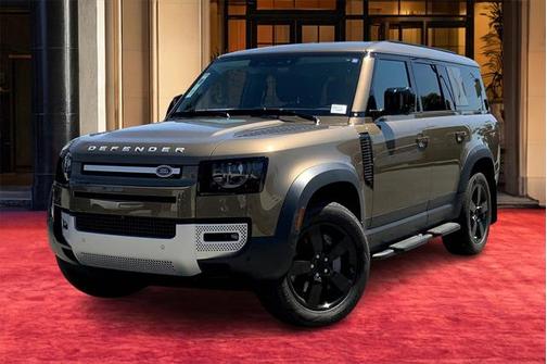 2025 Land Rover Defender 130 P400 S