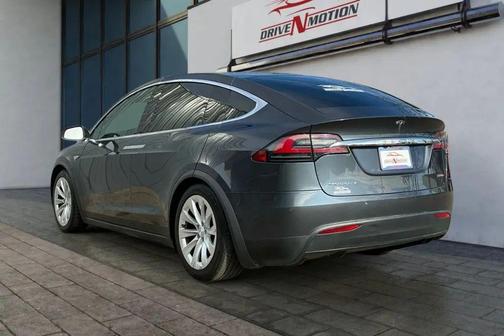 2016 Tesla Model X P90D