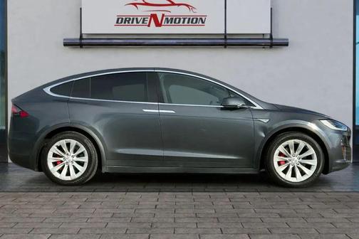 2016 Tesla Model X P90D