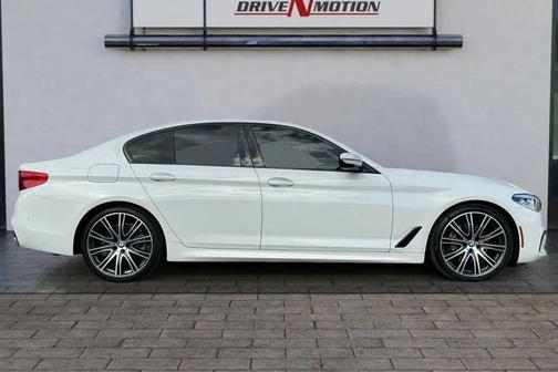 White 2019 BMW 540 xDrive