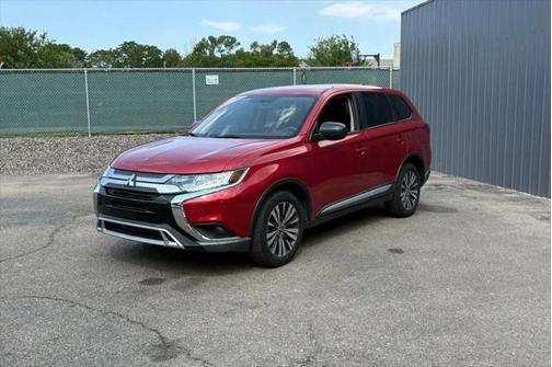 2019 Mitsubishi Outlander ES