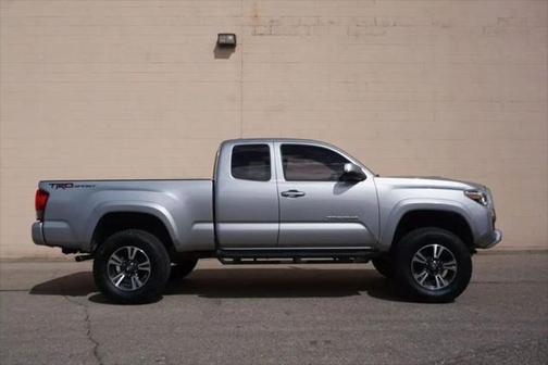 2016 Toyota Tacoma TRD Sport