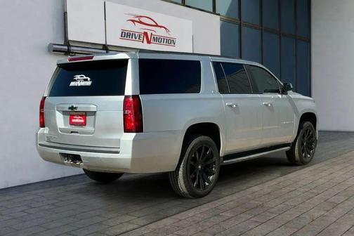 2018 Chevrolet Suburban LT
