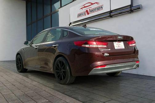 2018 Kia Optima LX
