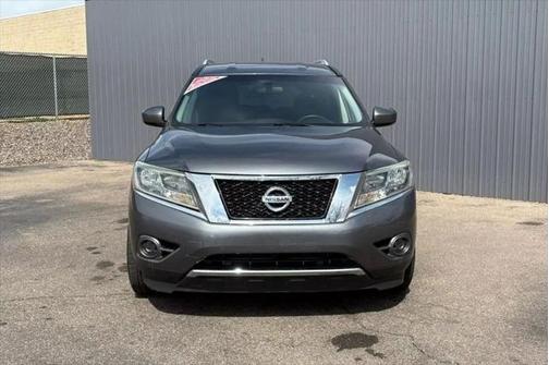 2016 Nissan Pathfinder S