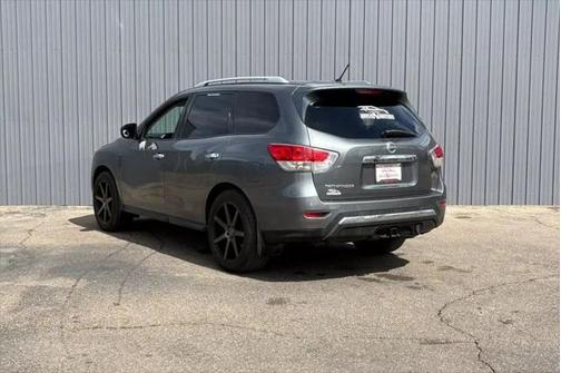 2016 Nissan Pathfinder S